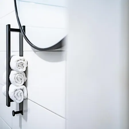 Appartamento 1 Bedroom Apartment - Zentral - Business - Wifi - Kueche - Netflix - Parkhaus Wiesbaden