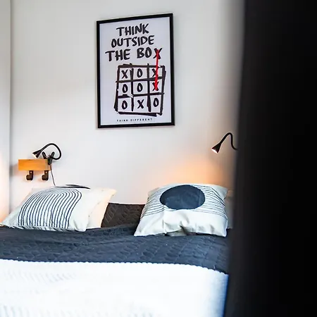 1 Bedroom Apartment - Zentral - Business - Wifi - Kueche - Netflix - Parkhaus Appartamento